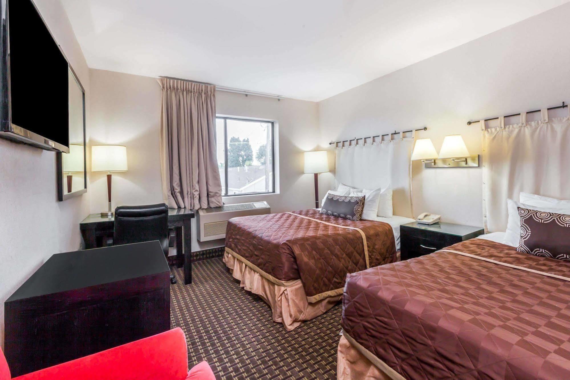Econo Lodge Inn & Suites Williams - Grand Canyon Area Εξωτερικό φωτογραφία